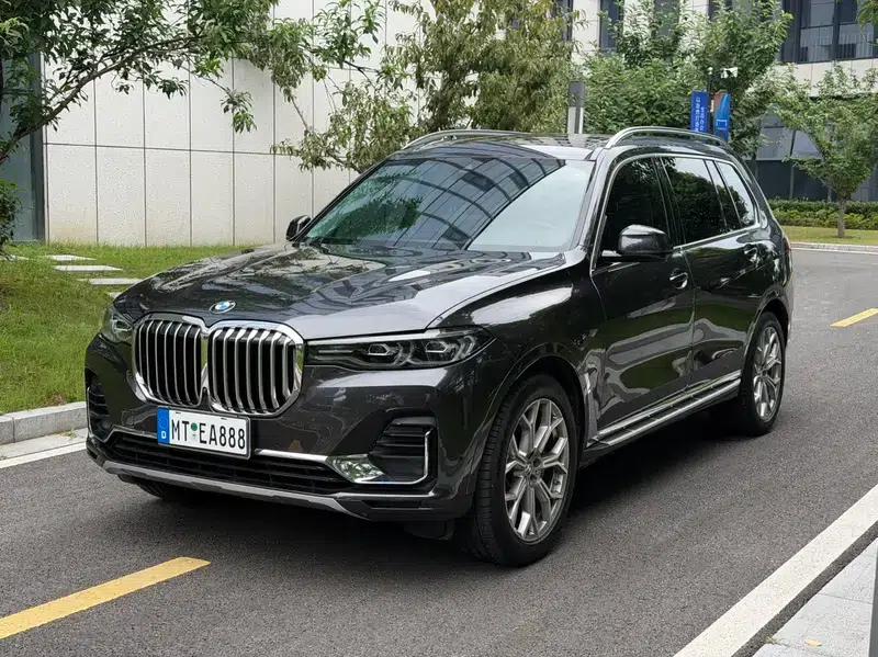 BMW X7 2020 xDrive40i Leading Luxury Package — миниатюра 1
