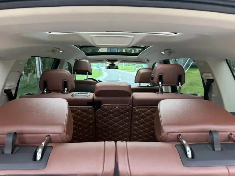 BMW X7 2020 xDrive40i Leading Luxury Package — миниатюра 7