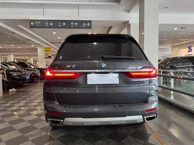 BMW X7 2020 xDrive40i Luxury Package — миниатюра 5