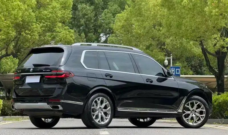 BMW X7 2023 xDrive40i Leading Luxury Package — миниатюра 5
