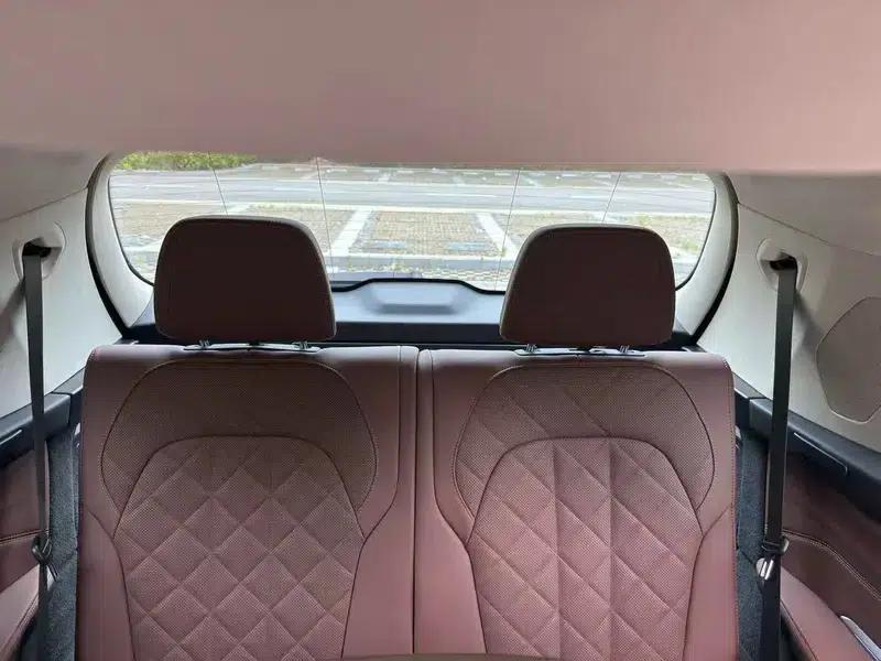 BMW X7 2023 xDrive40i Leading Luxury Package — миниатюра 6