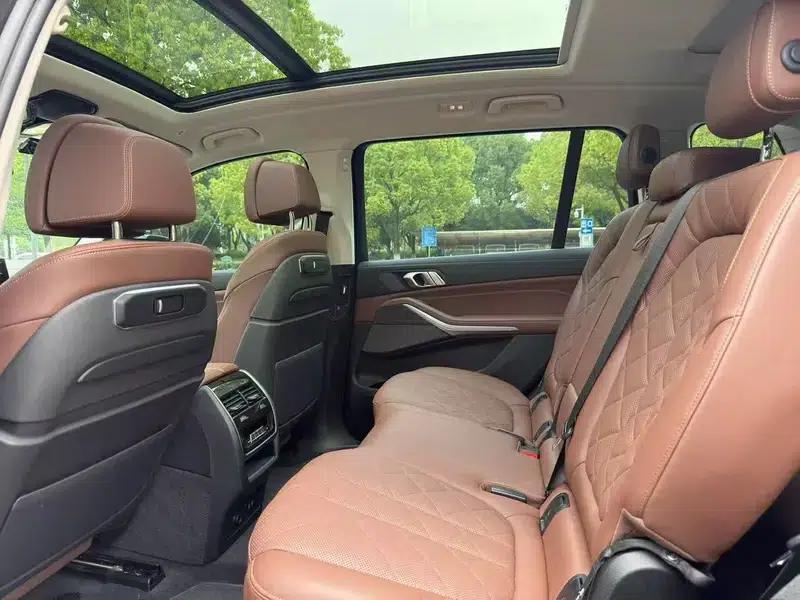 BMW X7 2023 xDrive40i Leading Luxury Package — миниатюра 10