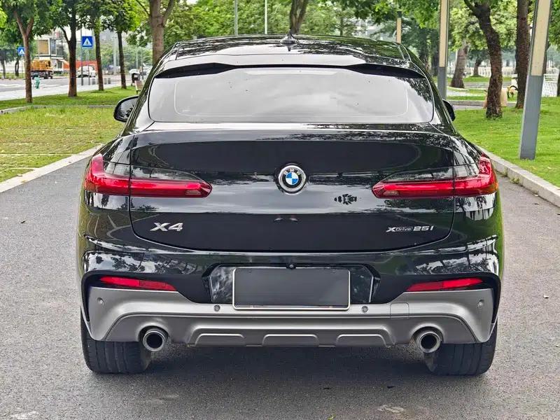 2019 BMW X4 xDrive25i M Sport Package — миниатюра 6