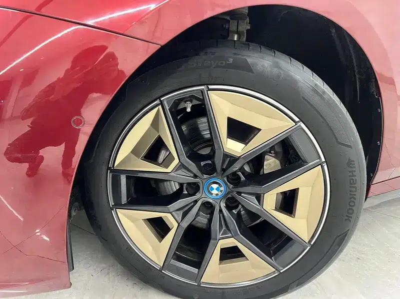 BMW i5 2024 eDrive35L Premium M Sport Package — миниатюра 11