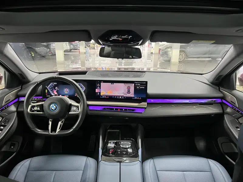 BMW i5 2024 eDrive35L Premium M Sport Package — миниатюра 16
