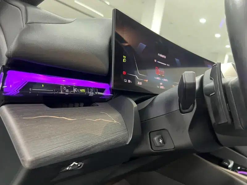BMW i5 2024 eDrive35L Premium M Sport Package — миниатюра 21