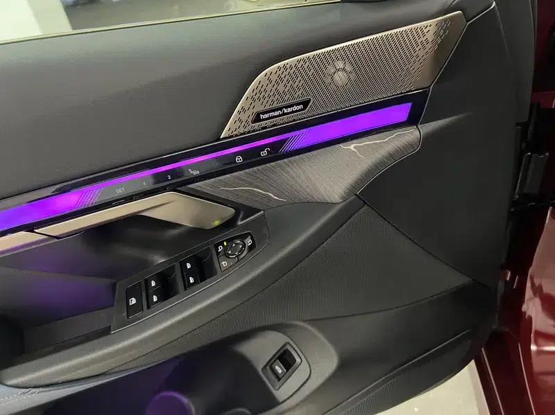 BMW i5 2024 eDrive35L Premium M Sport Package — миниатюра 9