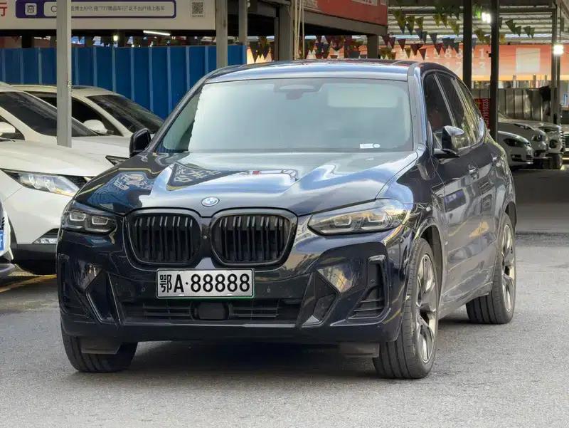BMW iX3 2022 Facelift - Pioneer Edition — миниатюра 1