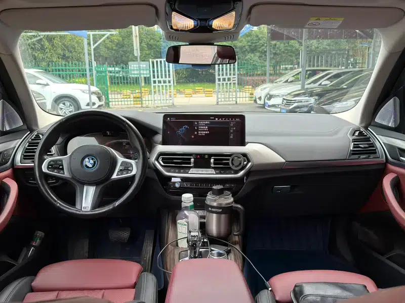 BMW iX3 2022 Facelift - Pioneer Edition — миниатюра 15