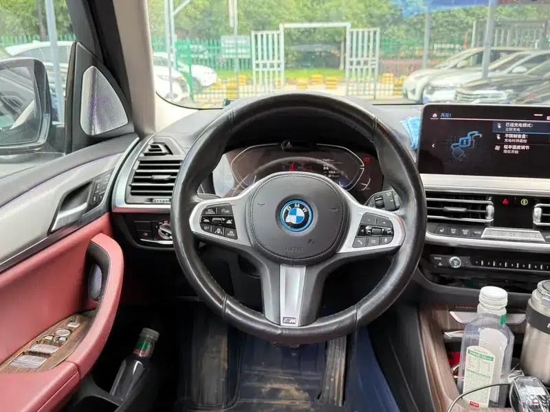 BMW iX3 2022 Facelift - Pioneer Edition — миниатюра 17