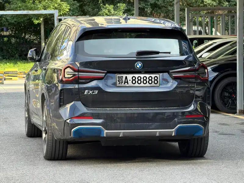 BMW iX3 2022 Facelift - Pioneer Edition — миниатюра 8
