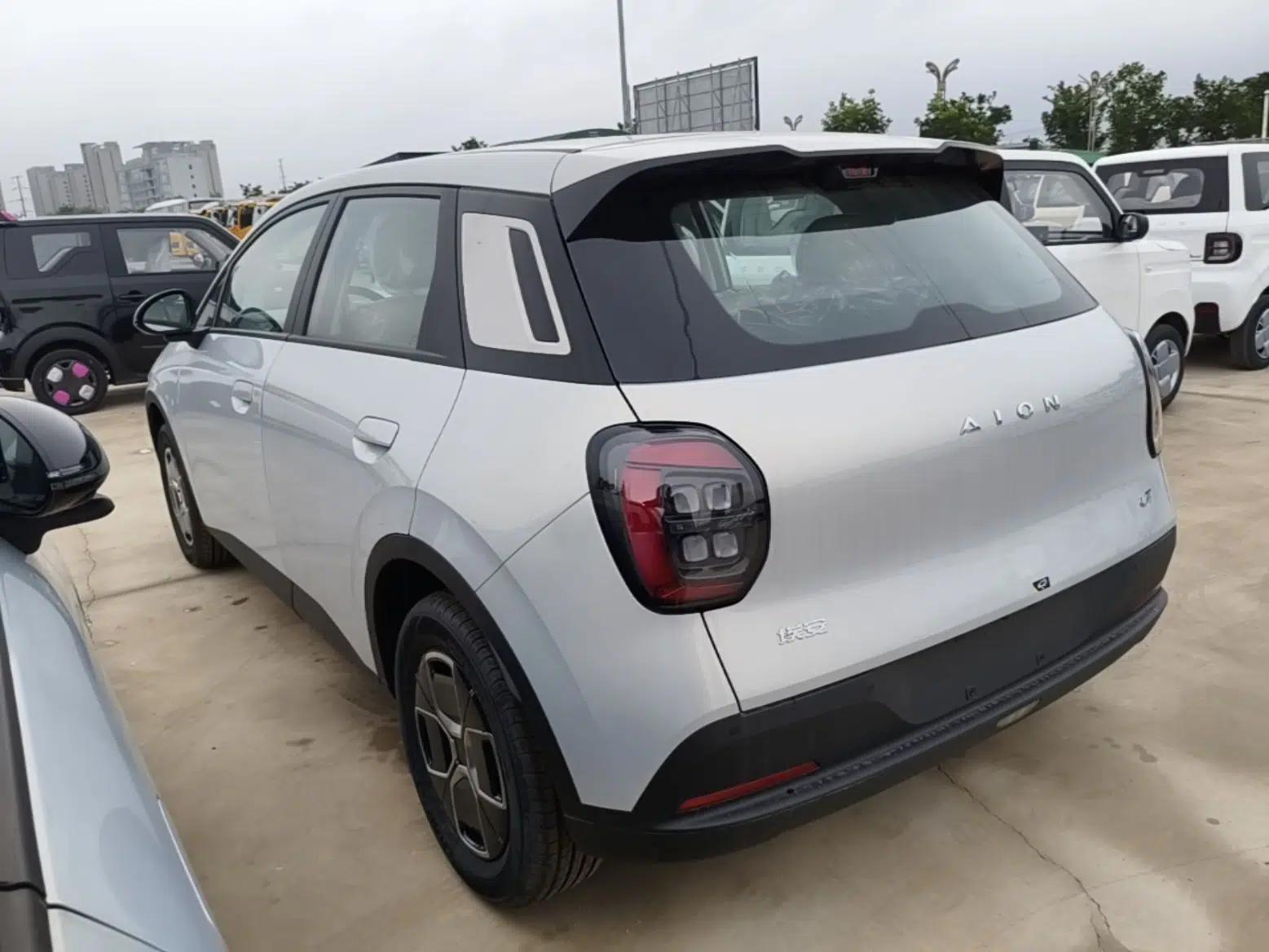 AION UT 2026 Model 320 Starlight Edition — миниатюра 4