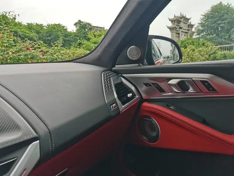 BMW XM 2023 50e — миниатюра 8