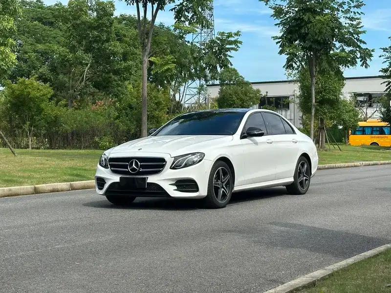 Mercedes-Benz E-Class (Imported) 2020 E 260 Sport Edition — миниатюра 1