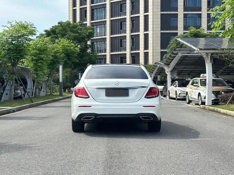Mercedes-Benz E-Class (Imported) 2020 E 260 Sport Edition — миниатюра 5