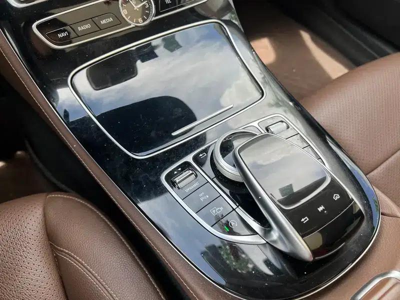 2016 Mercedes-Benz E-Class E 300 L Sport Style — миниатюра 15