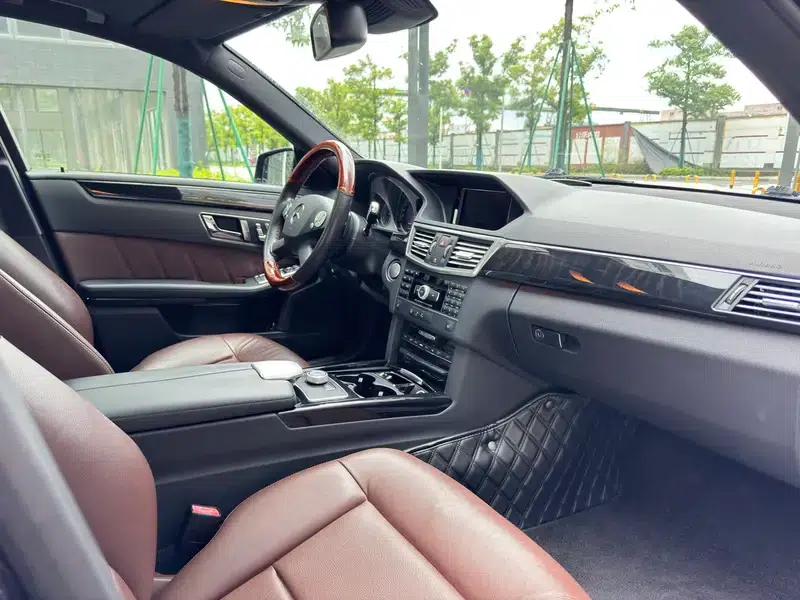 Mercedes-Benz E-Class 2011 E 300 L Luxury Edition — миниатюра 12