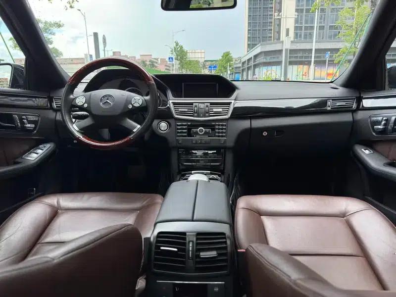 Mercedes-Benz E-Class 2011 E 300 L Luxury Edition — миниатюра 14