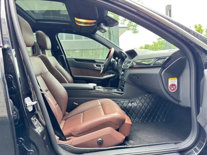 Mercedes-Benz E-Class 2011 E 300 L Luxury Edition — миниатюра 18