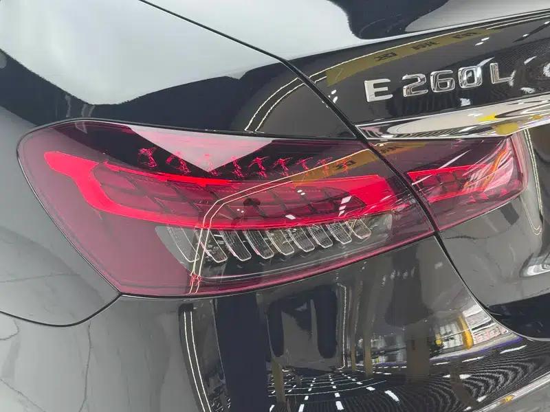2023 Mercedes-Benz E-Class E 260 L Sedan — миниатюра 13