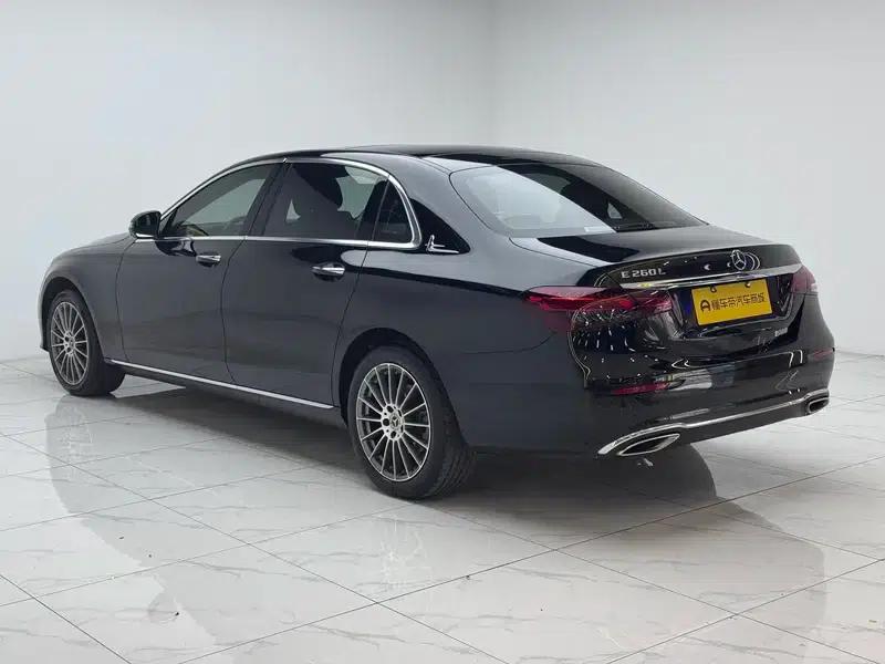 2023 Mercedes-Benz E-Class E 260 L Sedan — миниатюра 5