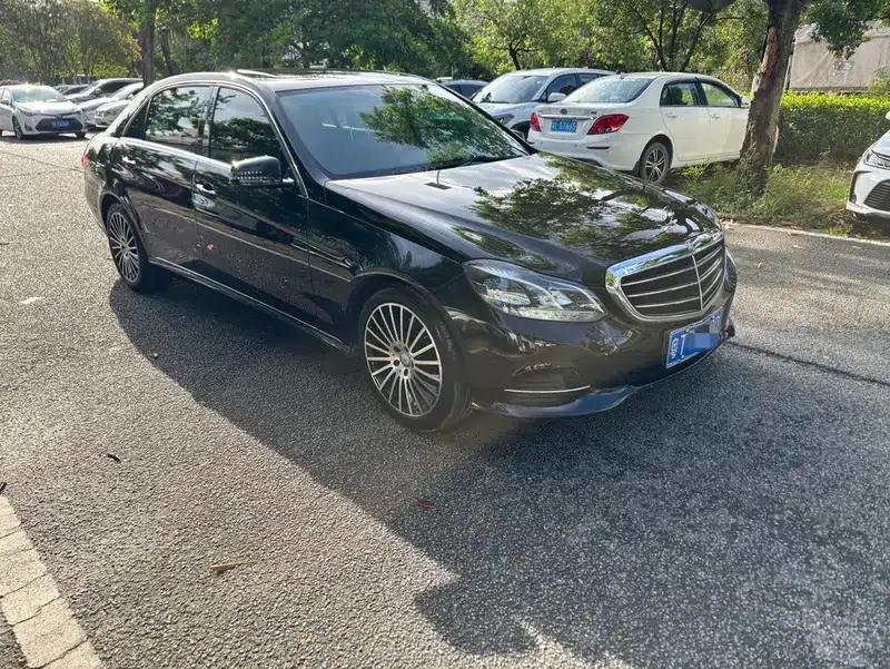 2015 Mercedes-Benz E-Class E 200 L — миниатюра 3