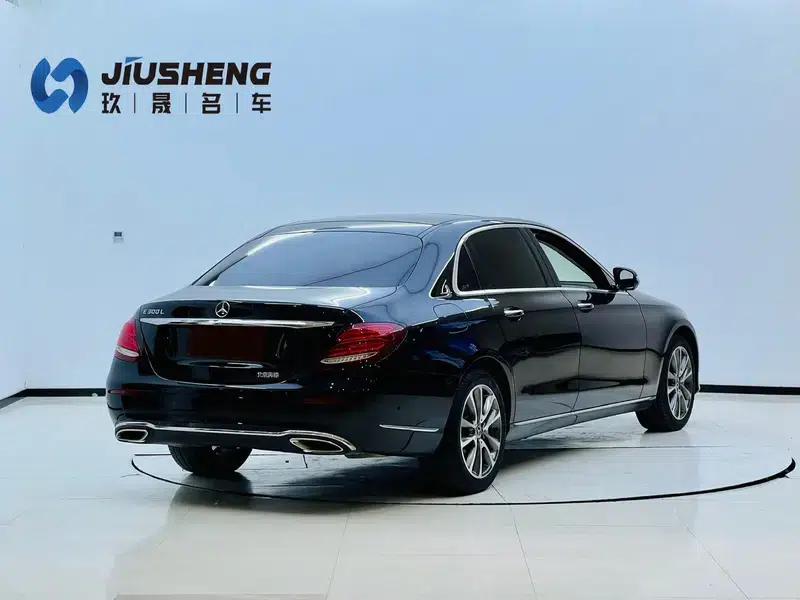 2018 Mercedes-Benz E-Class E 300 L Luxury — миниатюра 4
