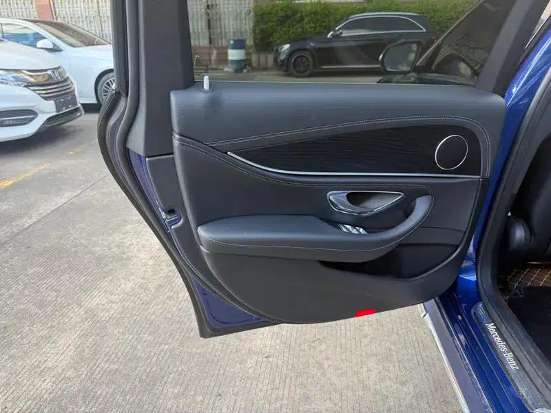 Mercedes-Benz E-Class 2018 Facelift E 300 L Sport Style — миниатюра 10