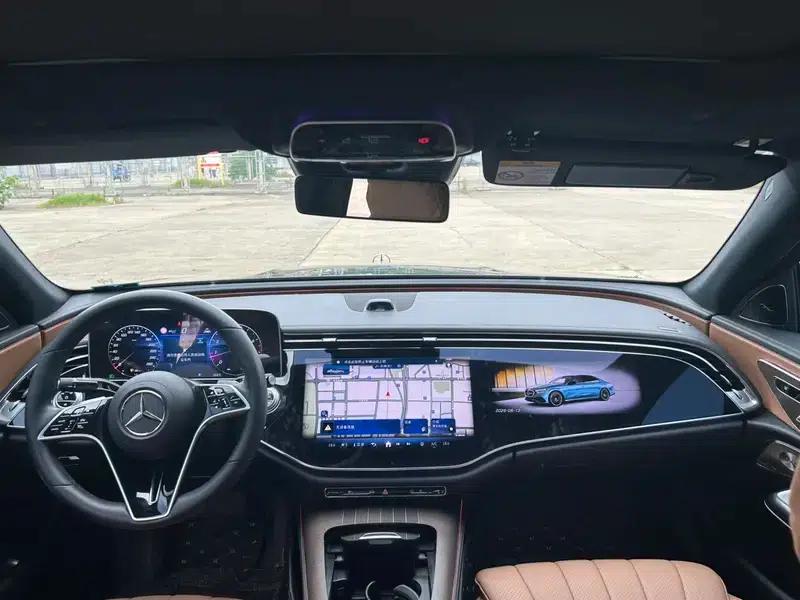 Mercedes-Benz E-Class 2024 E 300 L Luxury Sedan — миниатюра 11