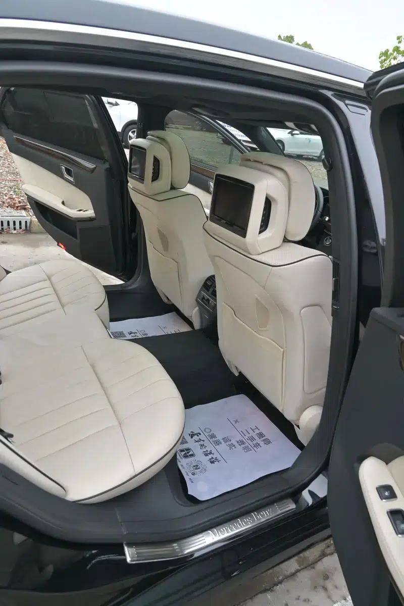 2015 Mercedes-Benz E-Class E 320 L Luxury 4MATIC — миниатюра 11