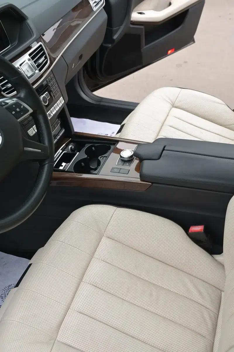 2015 Mercedes-Benz E-Class E 320 L Luxury 4MATIC — миниатюра 9