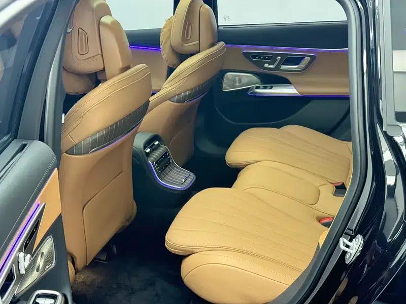 Mercedes-Benz E-Class 2024 E 300 L Premium Sedan — миниатюра 16