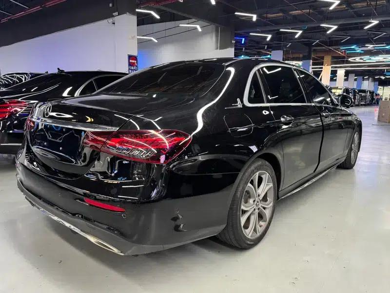 Mercedes-Benz E-Class 2022 Facelift E 300 L Luxury Sport Sedan — миниатюра 6