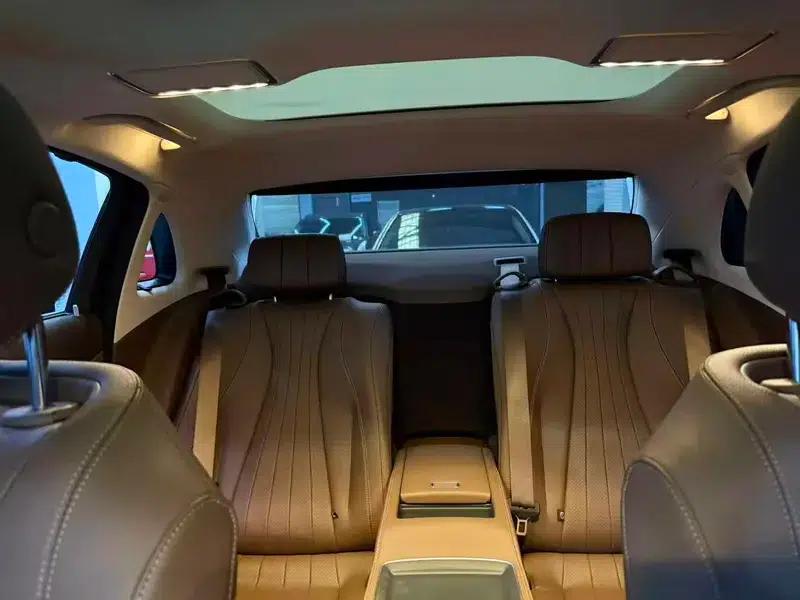 Mercedes-Benz E-Class 2019 Facelift E 300 L Sport Style — миниатюра 19