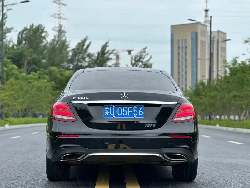 2017 Mercedes-Benz E-Class E 300 L Luxury — миниатюра 5