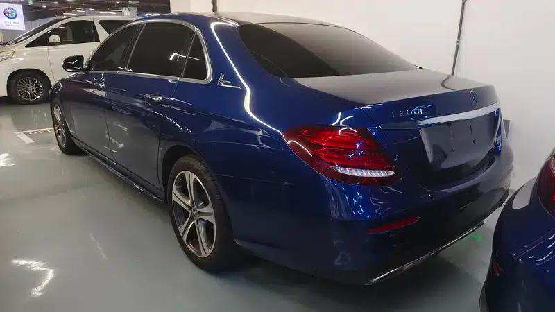 Mercedes-Benz E-Class 2018 Facelift E 200 L Sport — миниатюра 4
