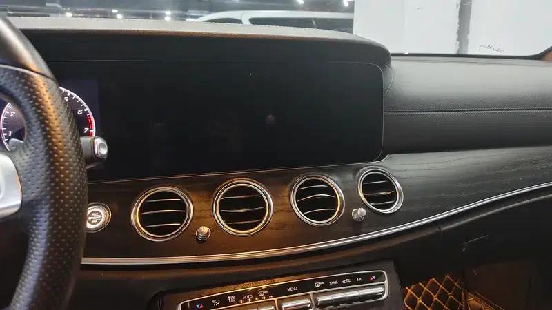 Mercedes-Benz E-Class 2018 Facelift E 200 L Sport — миниатюра 8