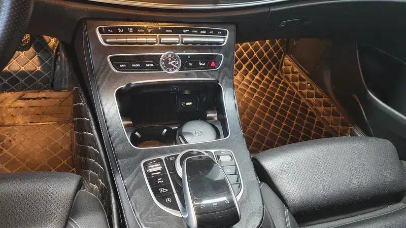 Mercedes-Benz E-Class 2018 Facelift E 200 L Sport — миниатюра 9