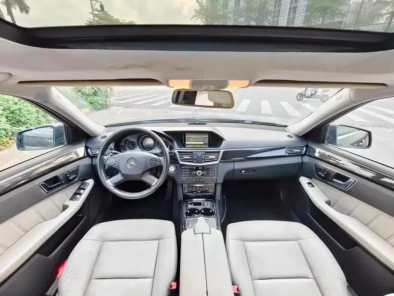Mercedes-Benz E-Class 2011 E 300 L Luxury Edition — миниатюра 7