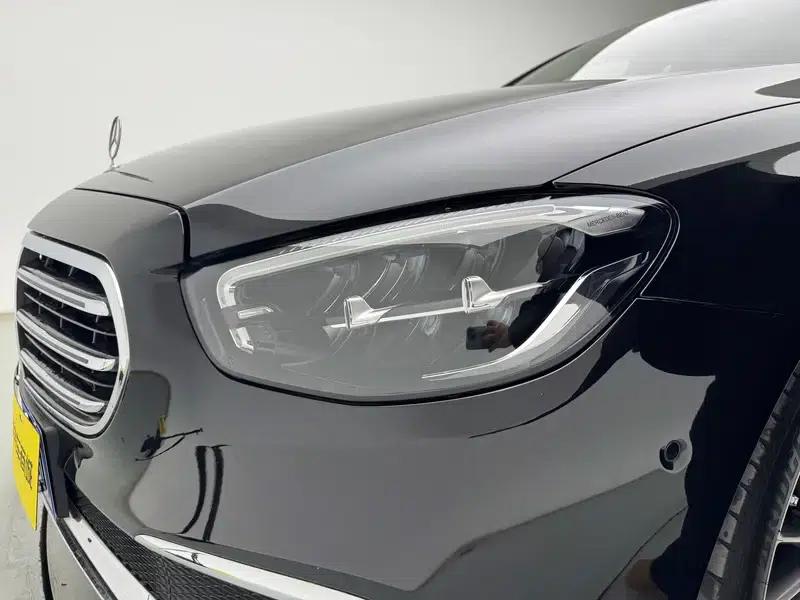 2023 Mercedes-Benz E-Class E 260 L Sedan — миниатюра 12