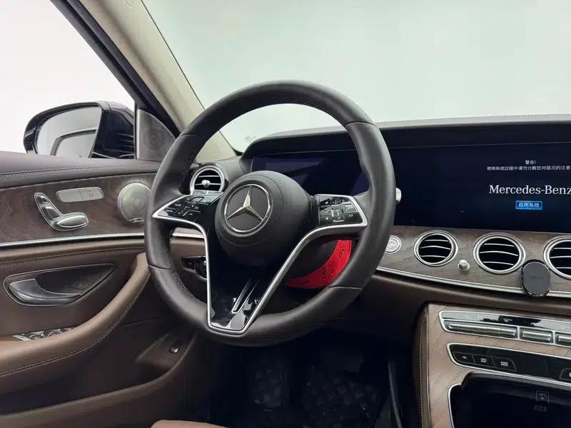 2023 Mercedes-Benz E-Class E 260 L Sedan — миниатюра 16