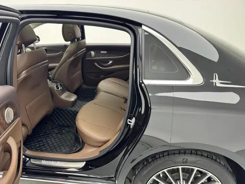 2023 Mercedes-Benz E-Class E 260 L Sedan — миниатюра 22