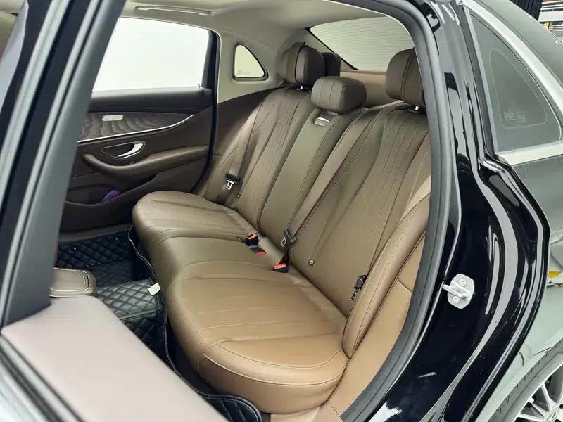 2023 Mercedes-Benz E-Class E 260 L Sedan — миниатюра 23