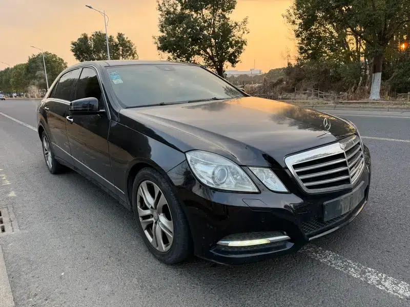 Mercedes-Benz E-Class 2011 E 300 L Luxury Edition — миниатюра 3