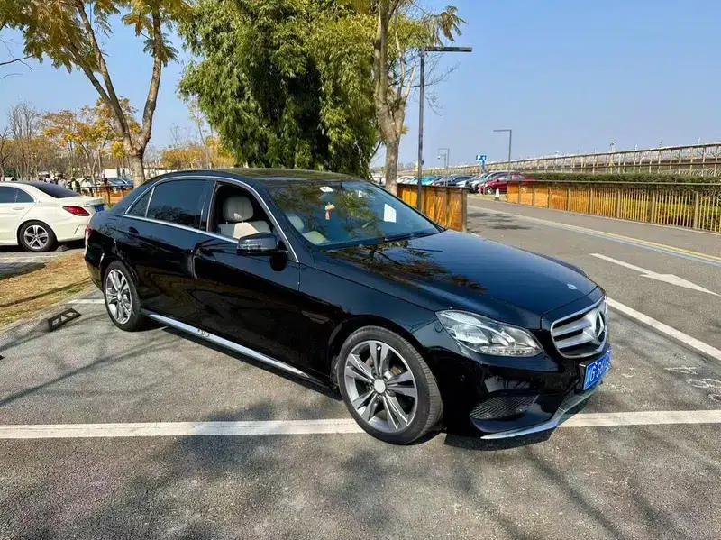 2014 Mercedes-Benz E-Class Facelift E 260 L Sport — миниатюра 3