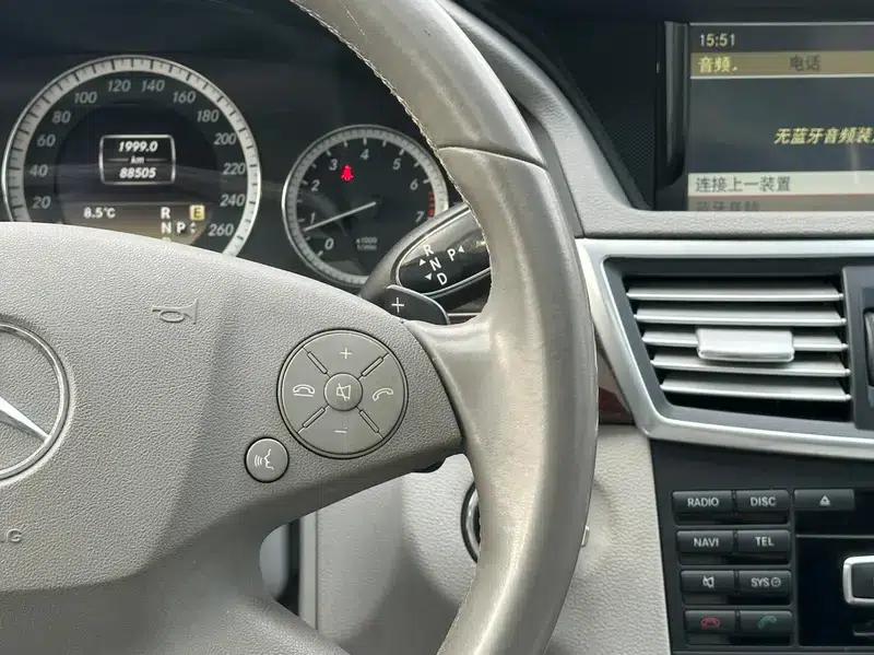 2012 Mercedes-Benz E-Class E 200 L CGI Elegance — миниатюра 12