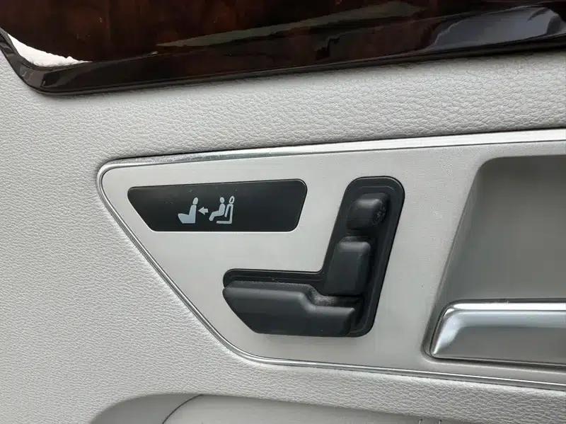 2012 Mercedes-Benz E-Class E 200 L CGI Elegance — миниатюра 15