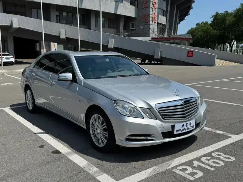 2012 Mercedes-Benz E-Class E 200 L CGI Elegance — миниатюра 3