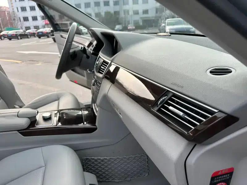 2012 Mercedes-Benz E-Class E 200 L CGI Elegance — миниатюра 22