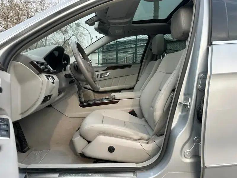 2012 Mercedes-Benz E-Class E 200 L CGI Elegance — миниатюра 24